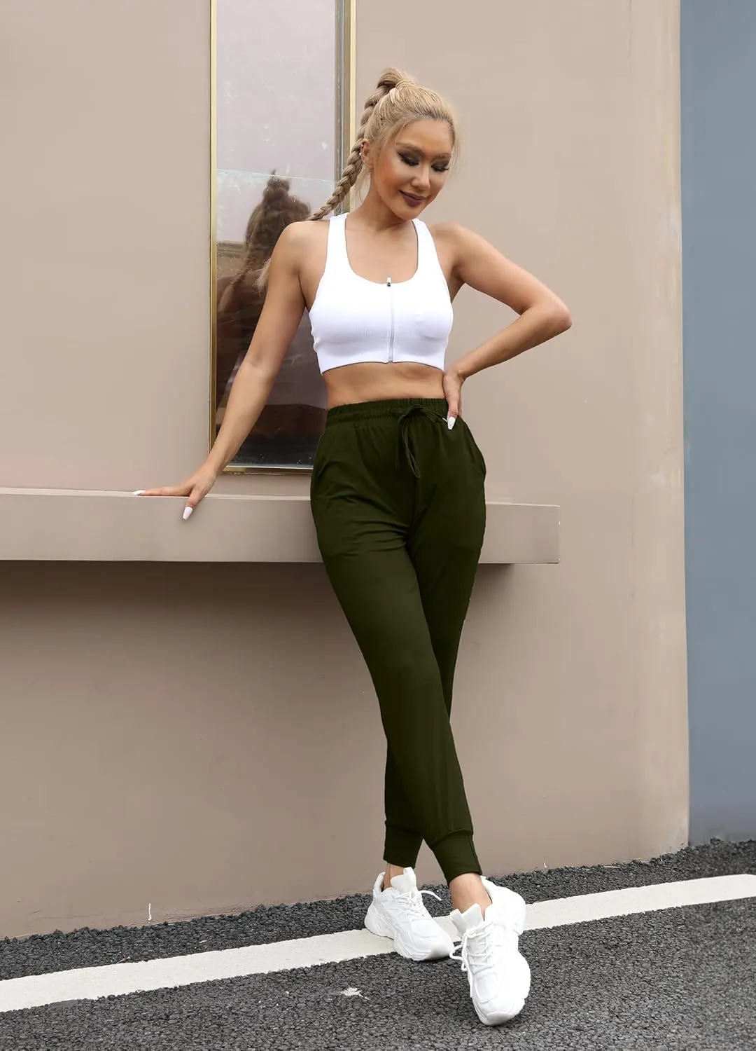 Women's Joggers with Pockets Sweatpants for Women Lounge Workout Jogger Pants for Yoga Running Athletic Leggings